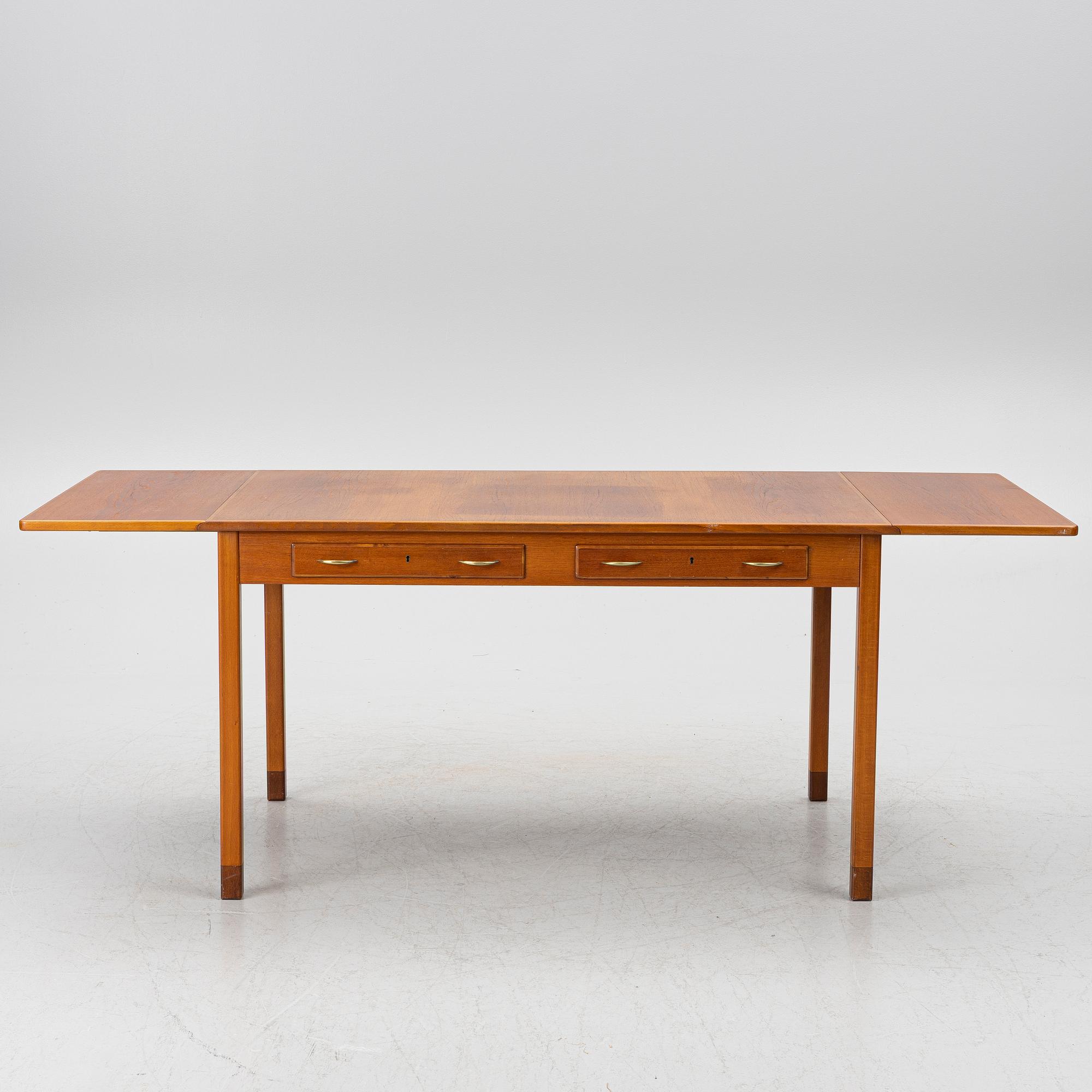 David Rosén, skrivbord modell 590-026 ur Futura-serien, formgivet 1949, Nordiska Kompaniet.