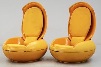 FÅTÖLJER, ett par, "Garden egg" Peter Ghyczy, Reuter Products, formgiven 1968.