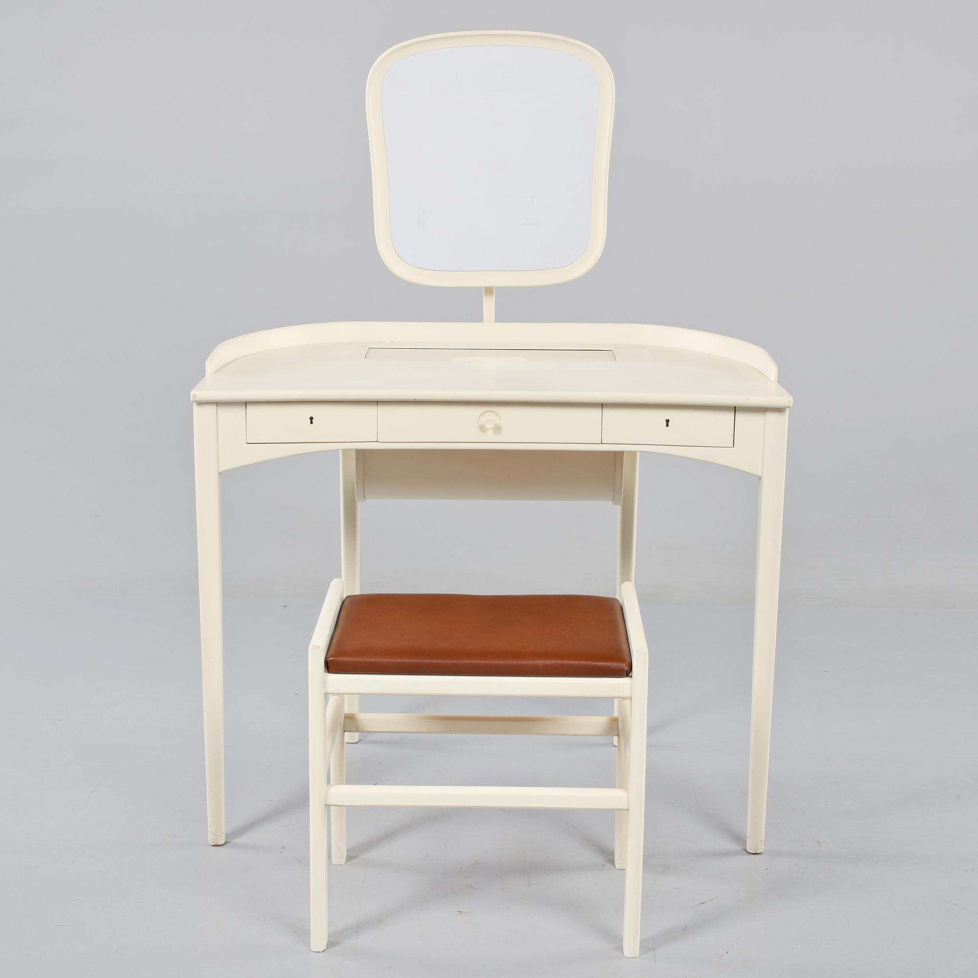 TOALETTBORD, "Birgitta" Carl Malmsten för Bodafors, 1900-talets andra hälft.