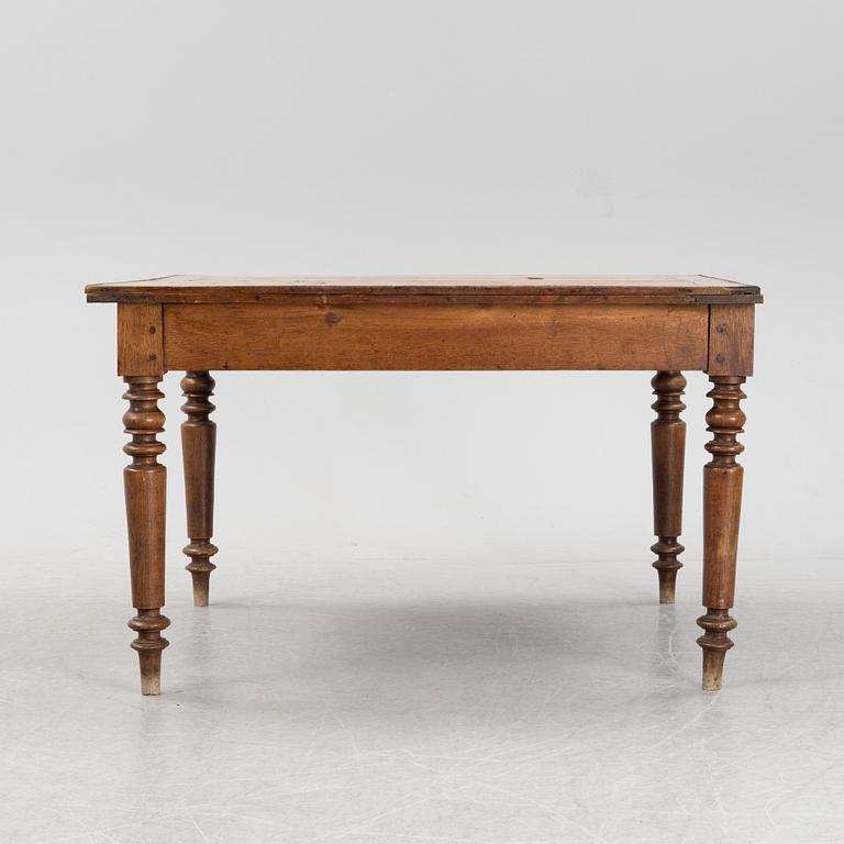 Matbord, 1800-tal.
