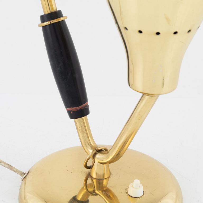 Bordslampa, modellnummer 8415. Boréns, Borås, 1900-talets mitt.