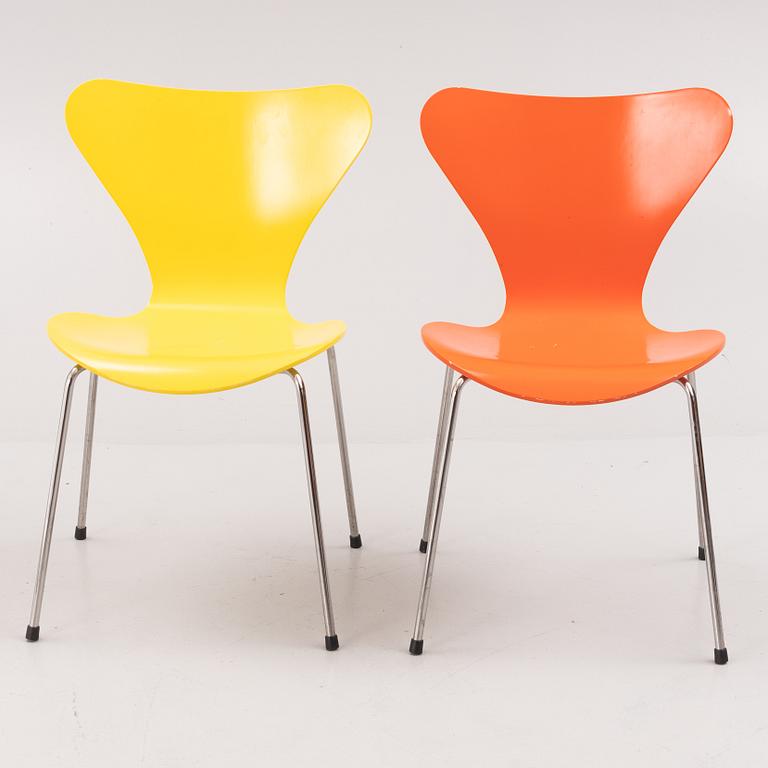 Arne Jacobsen, stolar, 8 st, "Sjuan", Fritz Hansen, Danmark.