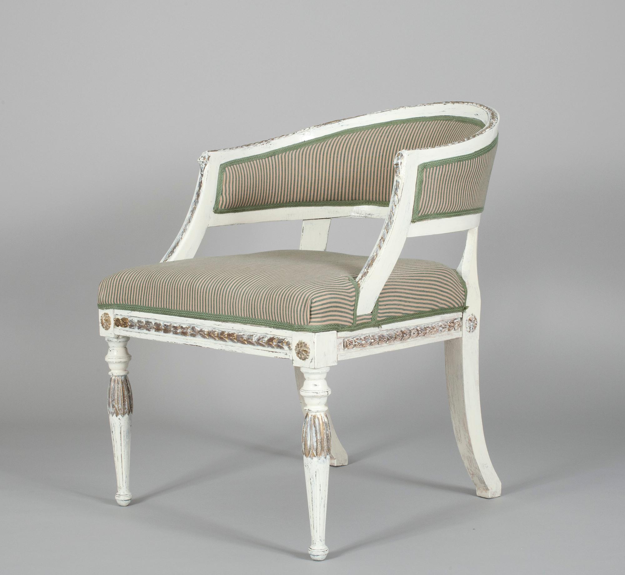 FÅTÖLJ, sengustaviansk stil, sent 1800-tal.