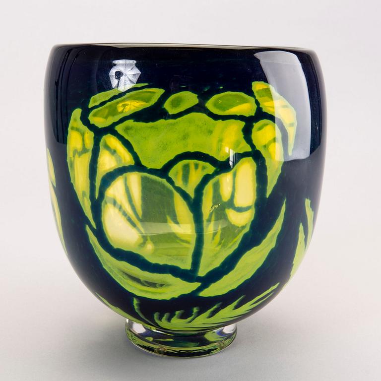 Elna Melusine Jolom, a signed and dated 2006 glass vase.