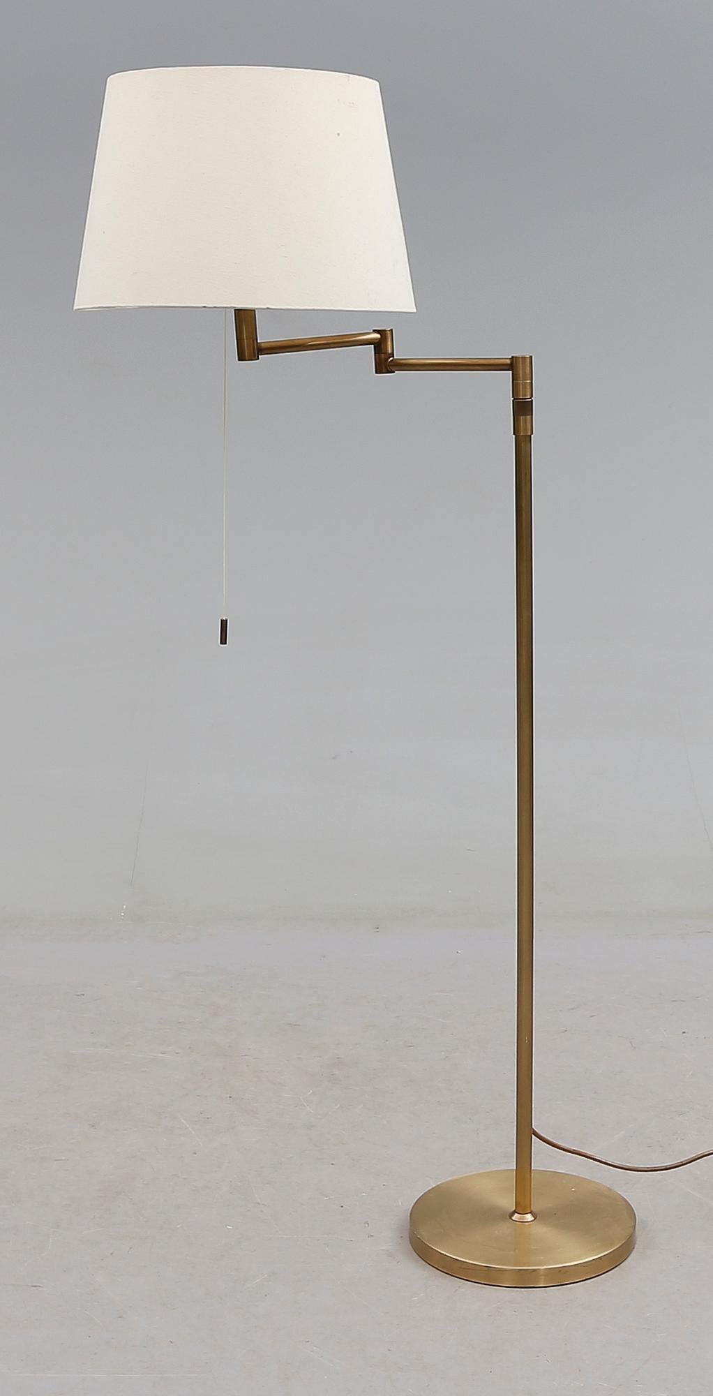 GOLVLAMPA, 1900-talets andra hälft.