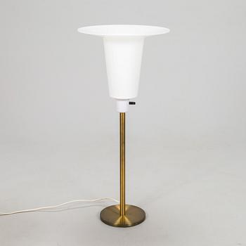 Uno & Östen Kristiansson, a brass table light, Luxus, Vittsjö.