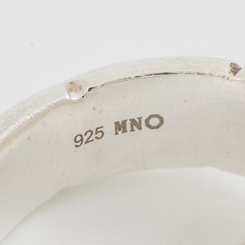 Maria Nilsdotter, ringar, två stycken, silver, "gargoyle ring" och "claw ring double".