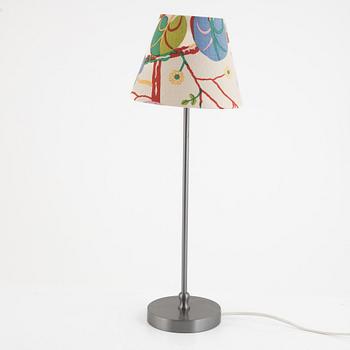 Josef Frank, bordslampa, modell 2332/2, Firma Svenskt Tenn.