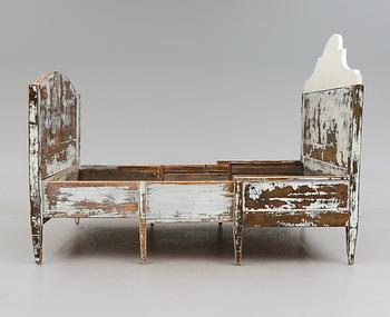 SÄNG, sk imperialsäng, 1800-talets första hälft.