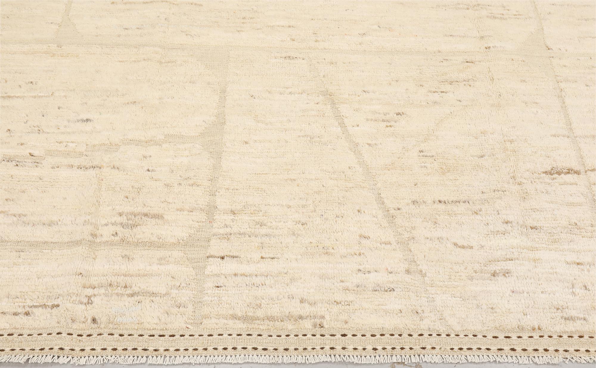 A rug, Morocco design, approx. 289 x 205 cm.