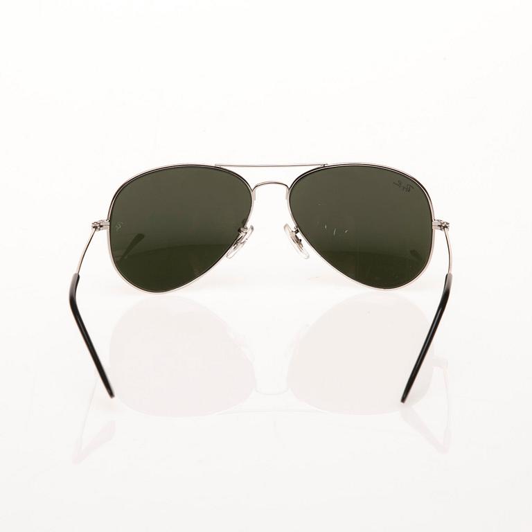 SOLGLASÖGON, Ray-Ban.