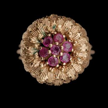 SMYCKEN, 3 delar, 18k guld med små rubiner. UBT, Italien, 1900-talets mitt.