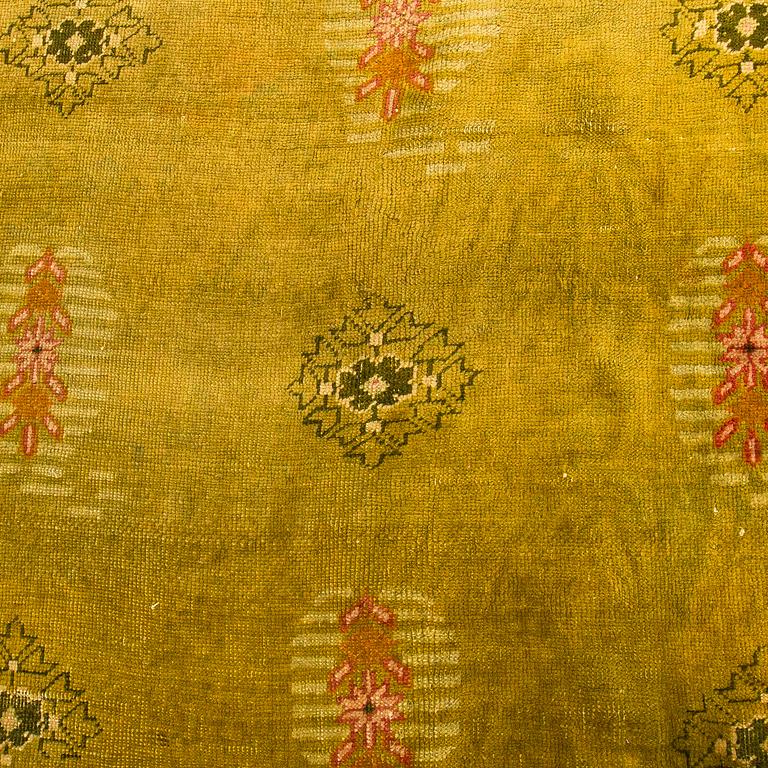 Greta Skogster-Lehtinen, a 1920s rya rug' for Aaltosen Mattokutomo Kiikka Finland. Circa 390 x 320 cm.