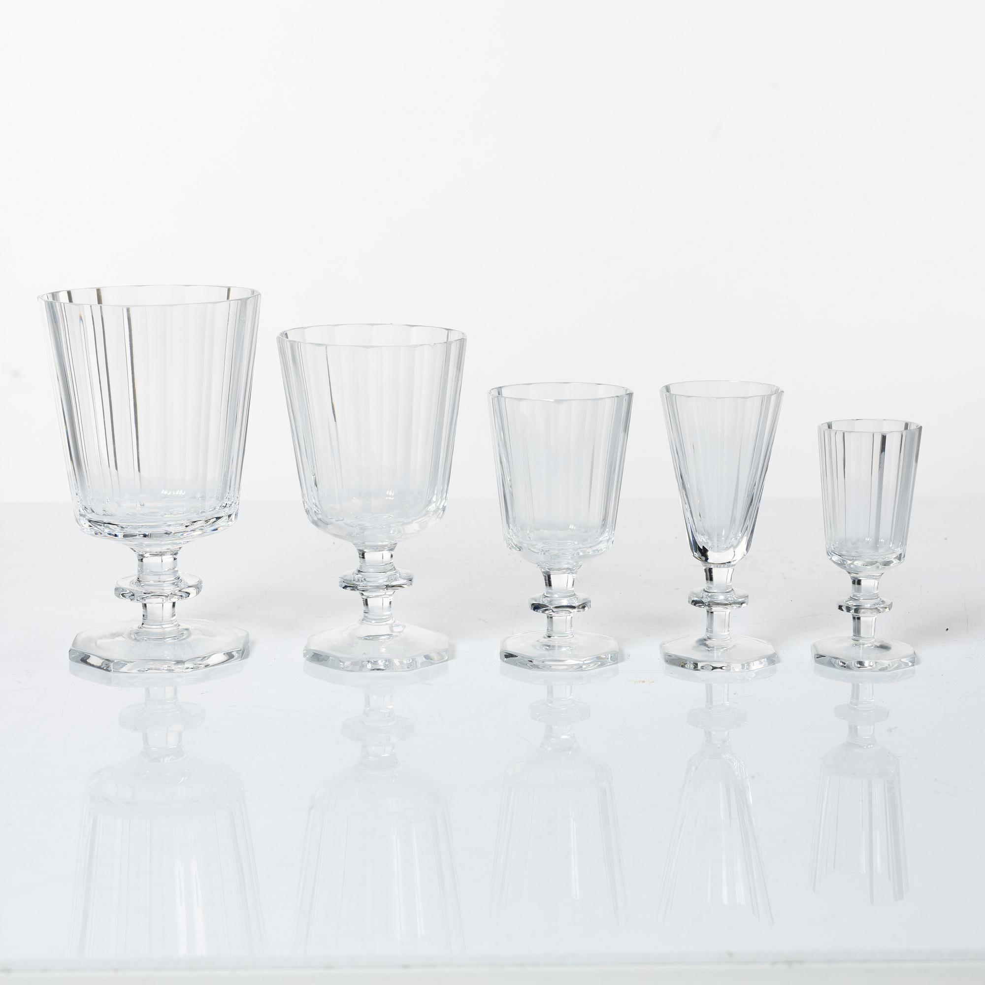 Elis Bergh, glasservis, "Karlberg", Kosta Boda, 1900-tal,  77 delar.