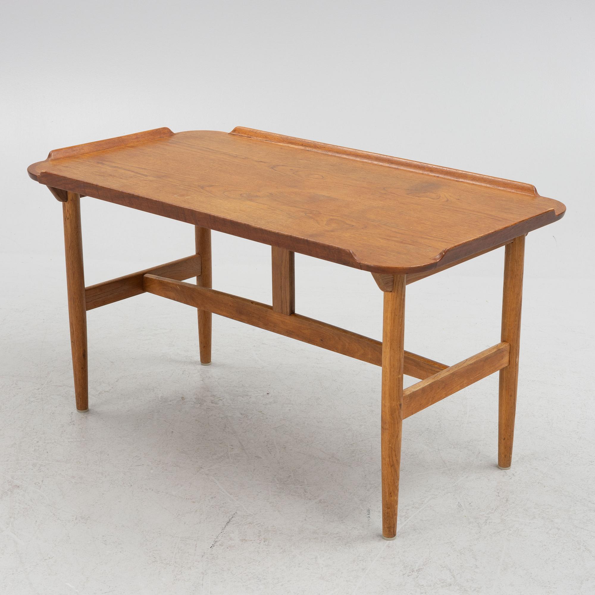Finn Juhl, a coffee table, "SW 86", Søren Willadsen, Denmark, 1950s/60s.