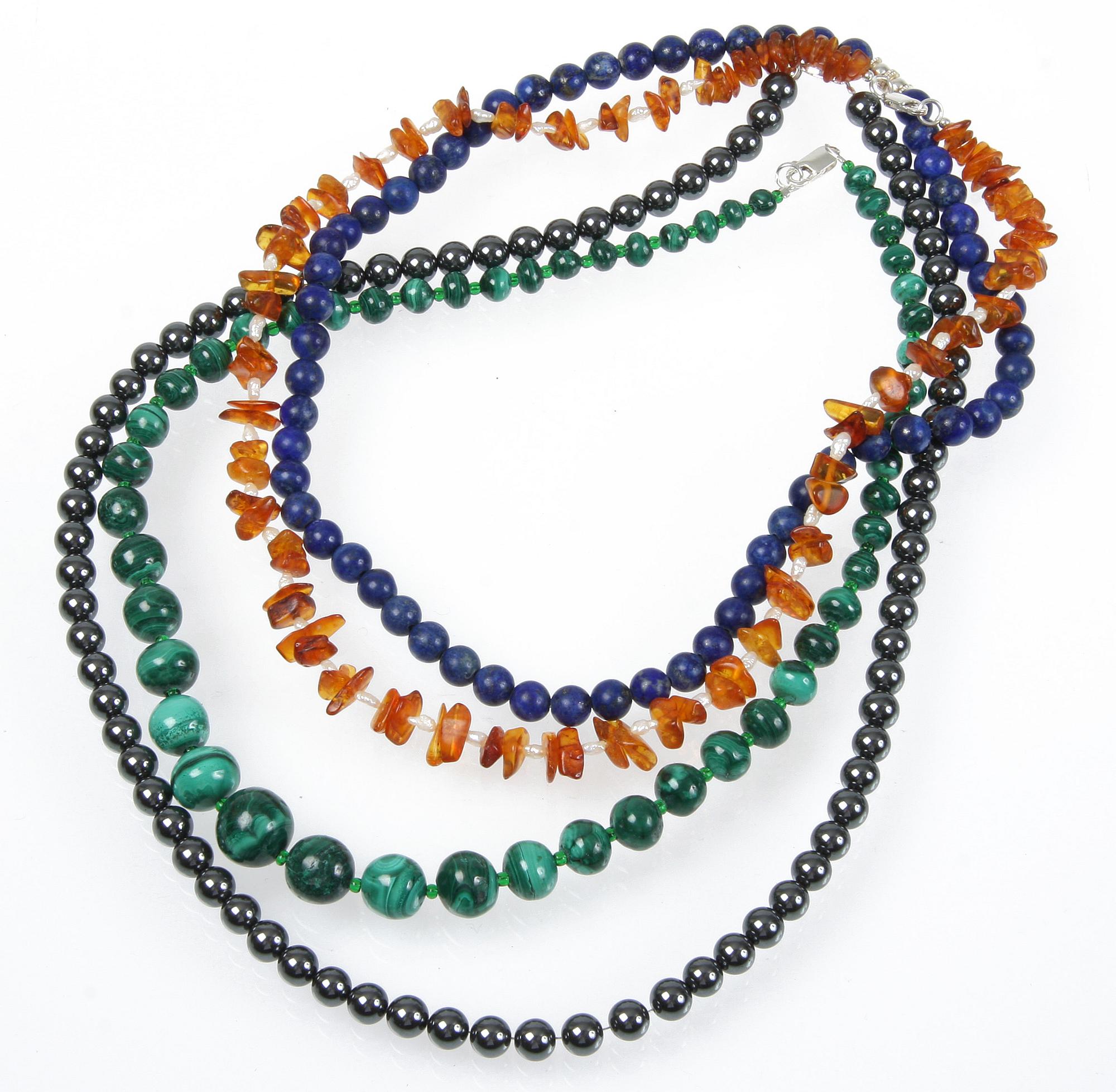 HALSBAND, 4 st, malakit, lapiz lazuli, bernsten samt hematit.