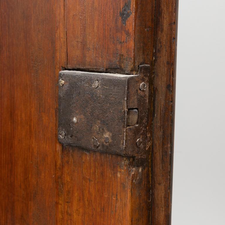 A cabinet, second half of the 18th century.