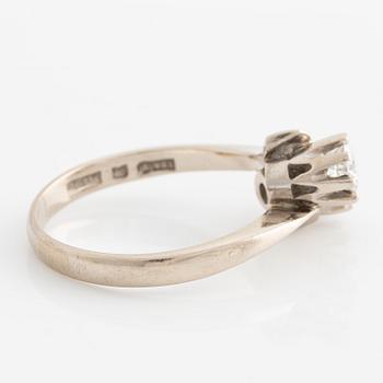 Ring, sibling ring, 18K white gold with two brilliant-cut diamonds.
