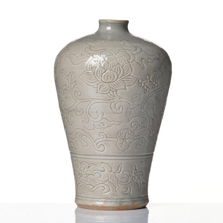 A white glazed Meiping vase, Qing dynasty, 18th century.