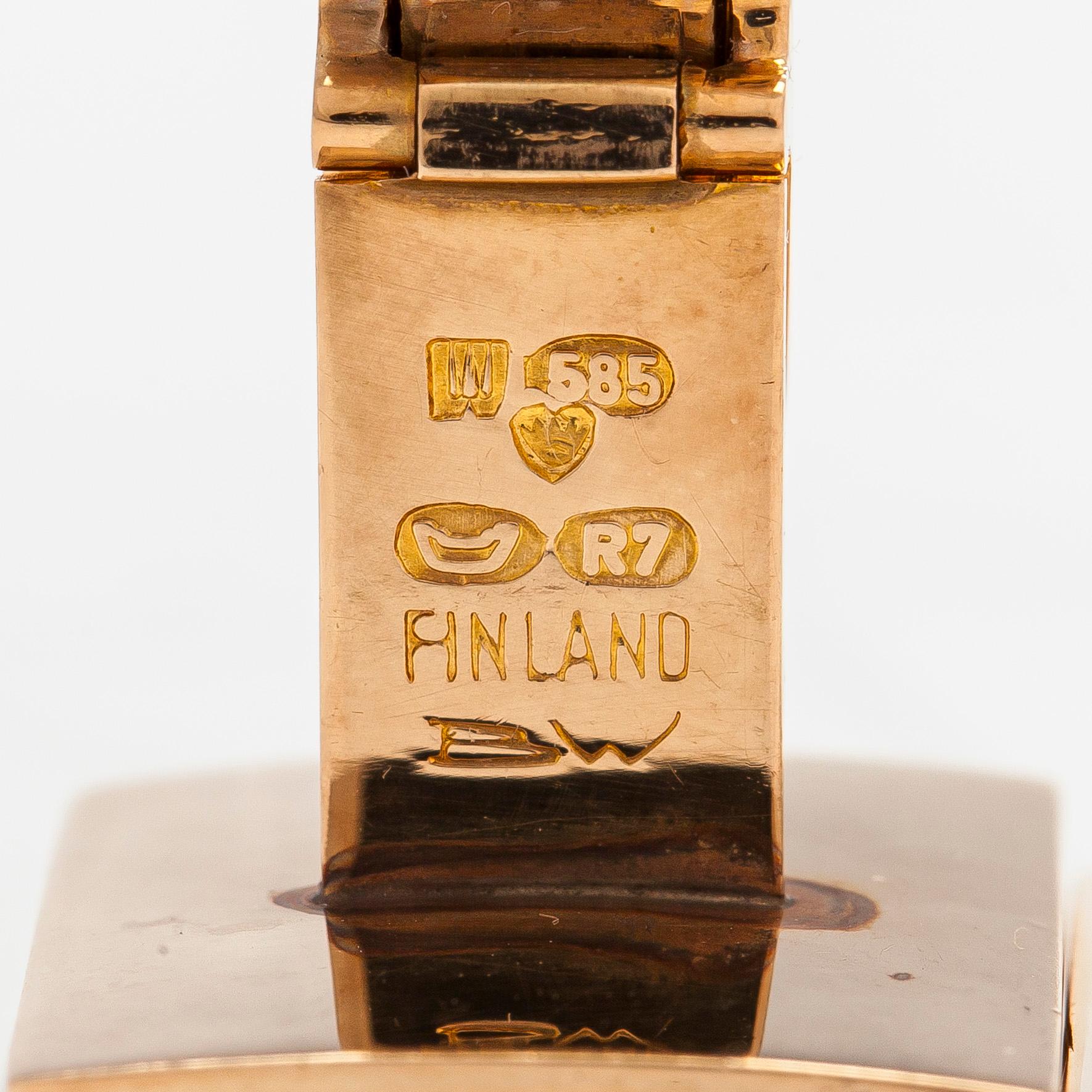 Björn Weckström, kalvosinnappipari "Kurut", 14K kultaa. Lapponia 1970.