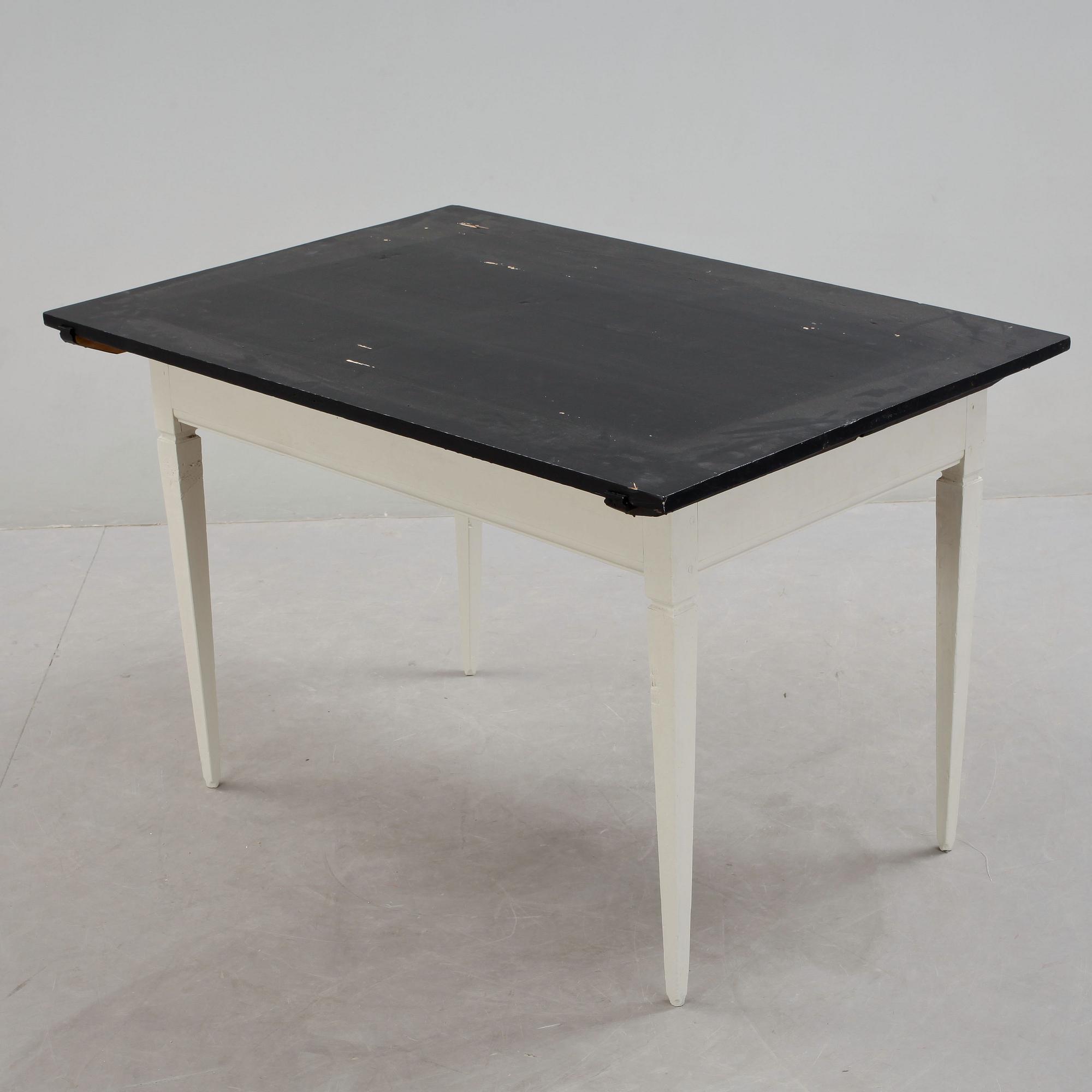 BORD, 1800/1900-tal.