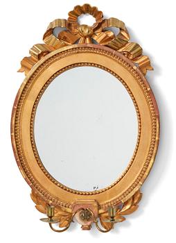 120. A Gustavian giltwood teo-branch girandole mirror, Stockholm, late 18th century.