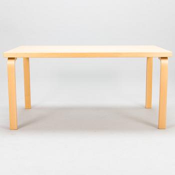 ALVAR AALTO, A table 82A and 6 chairs 69, Artek, latter half of the 20th century.
