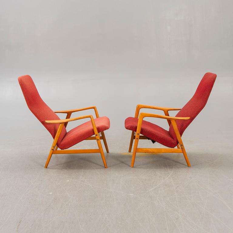 Alf Svensson, armchairs,
a pair, "Contour-Set 327", Bra Bohag, Ljungs Industrier AB.