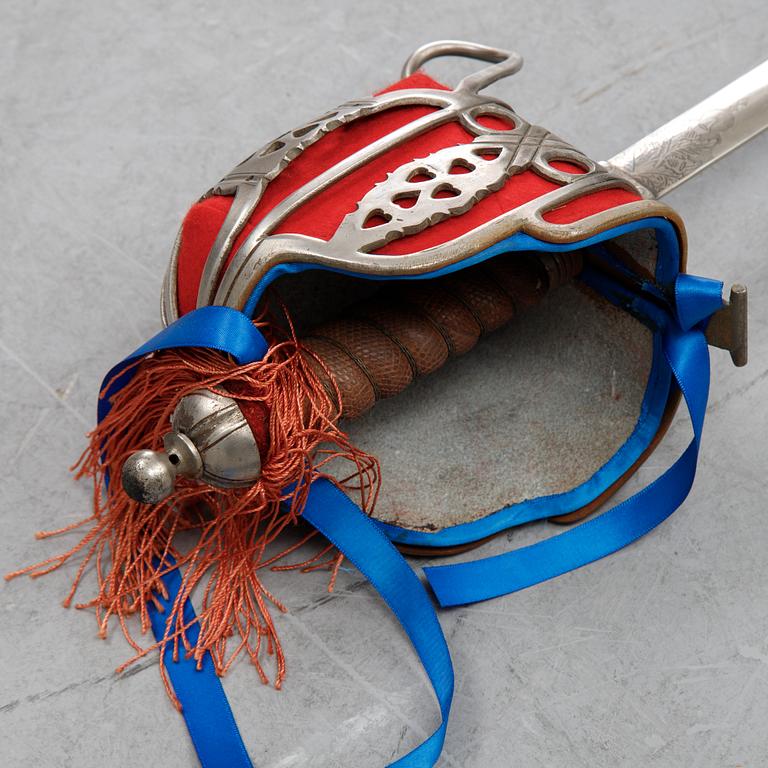 Two Highland officer's baskethilted broadsword, end of 20th Century.