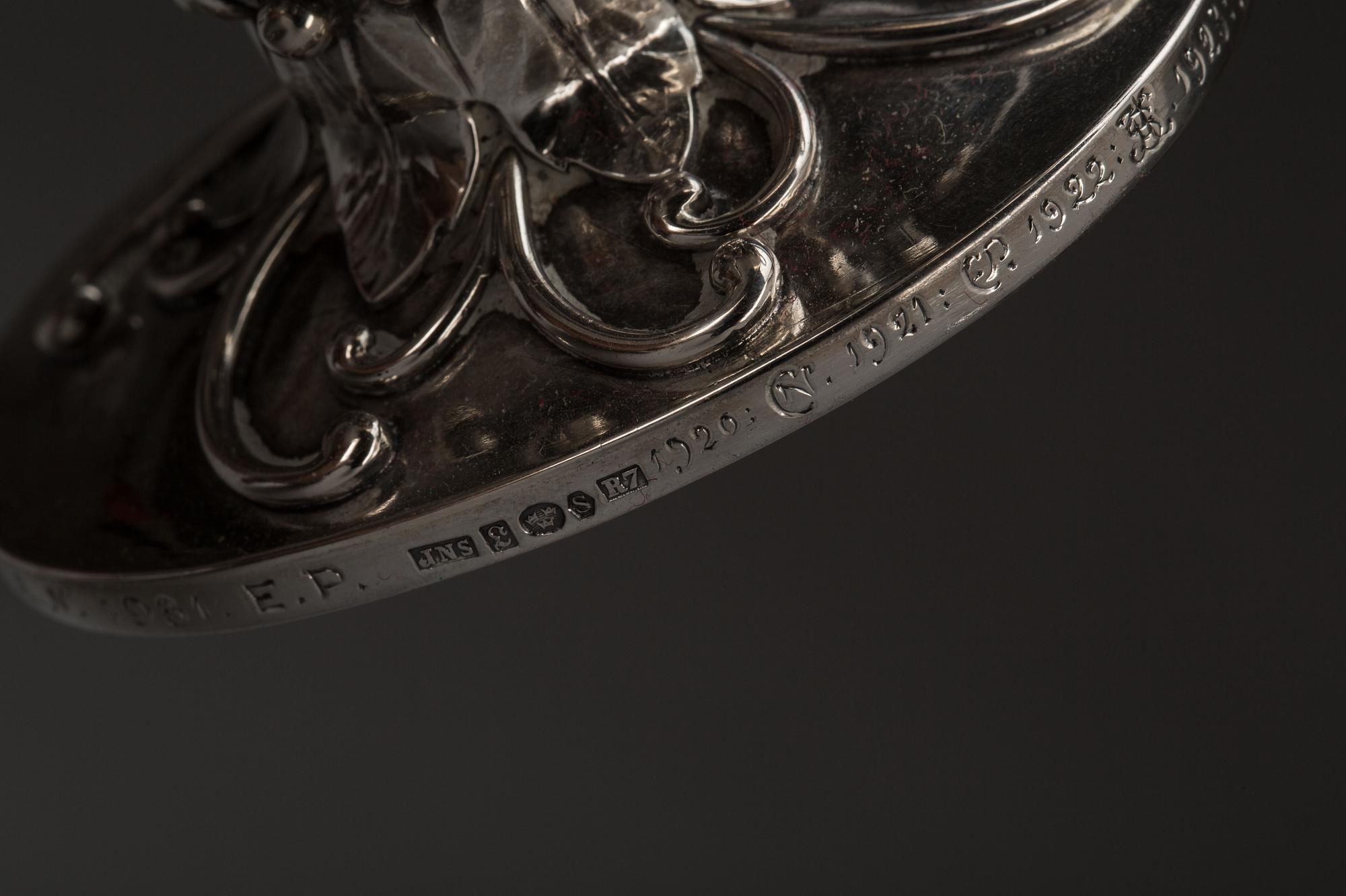 OLJELAMPA, silver, Johan Schurmann, Landskrona, 1919. Total vikt ca 190 g.