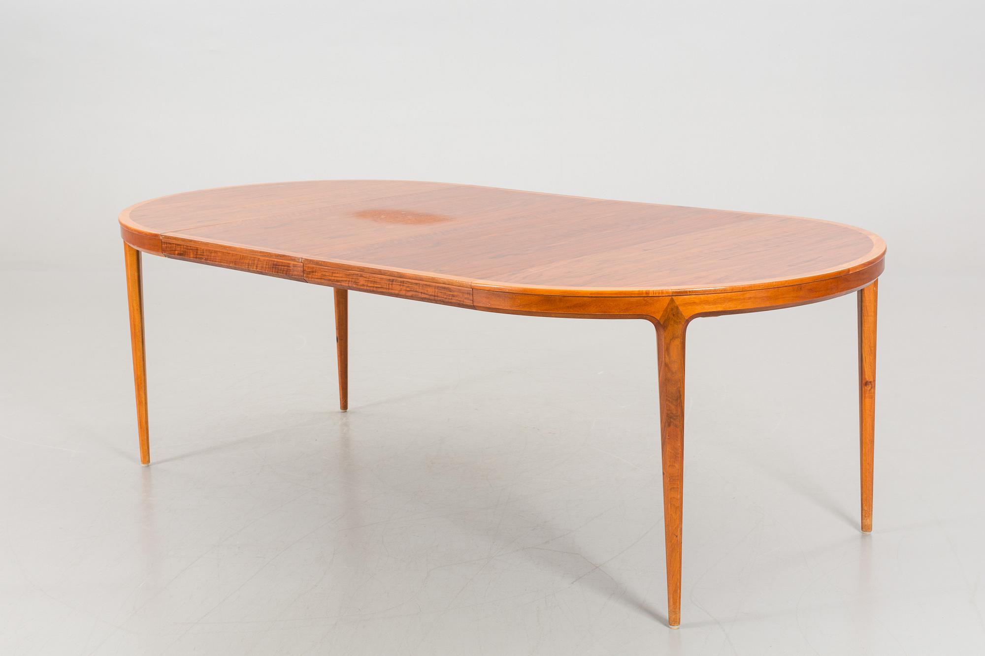 A BERTIL FRIDHAGEN DINING TABLE 1958.