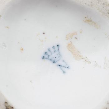 FIGURER, 2 st, porslin, Volkstedt-Rudolstadt, 1900-talets första hälft.