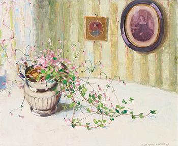 39. Olle Hjortzberg, Still life with Twinflowers in silver jug.