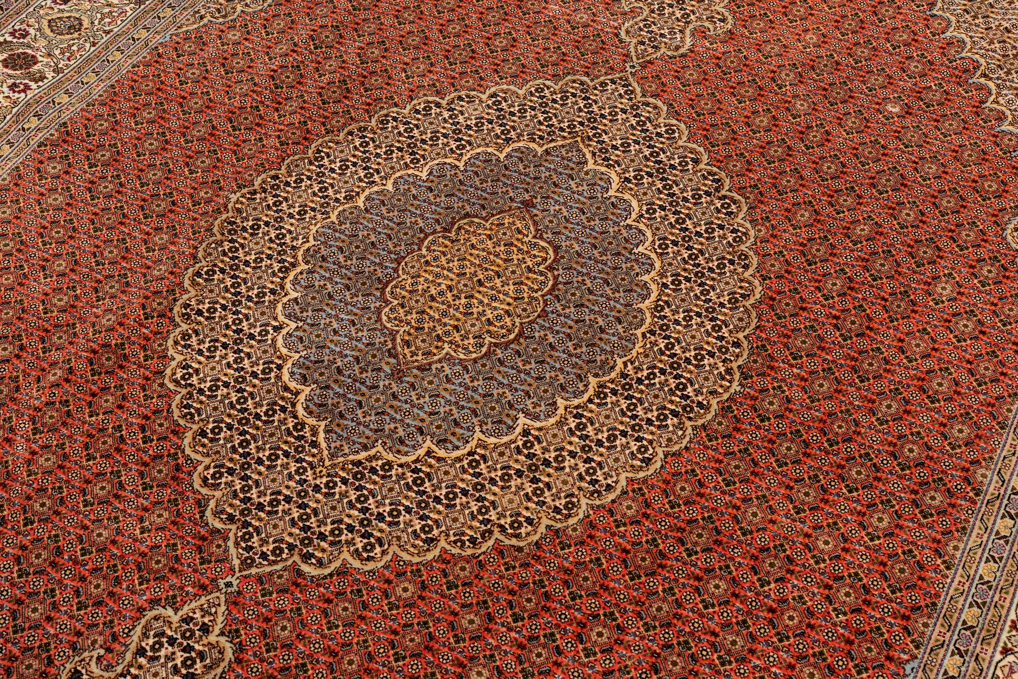 Carpet, Tabriz, approx. 300 x 205 cm.