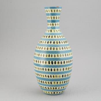 Stig Lindberg, a faiance vase. Gustavsberg.