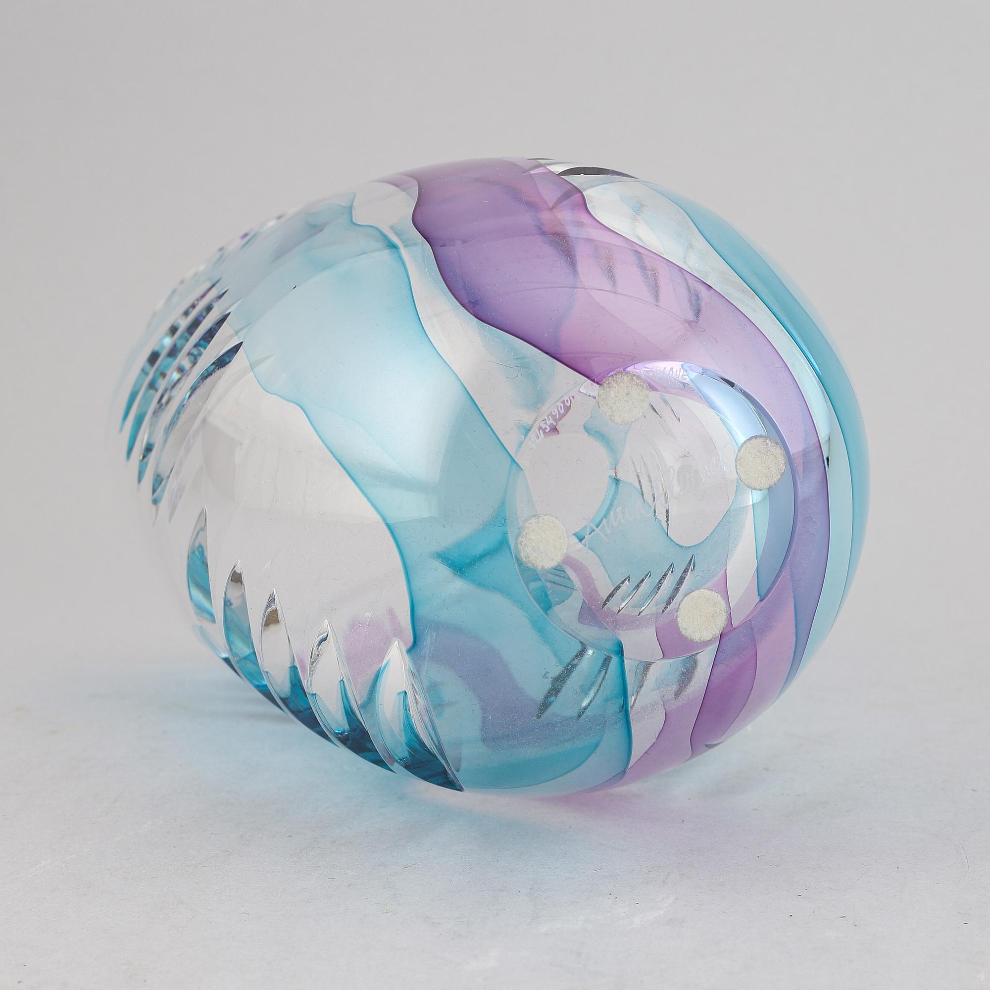 A unique glass vase by Anna Ehrner, Kosta Boda, signed.