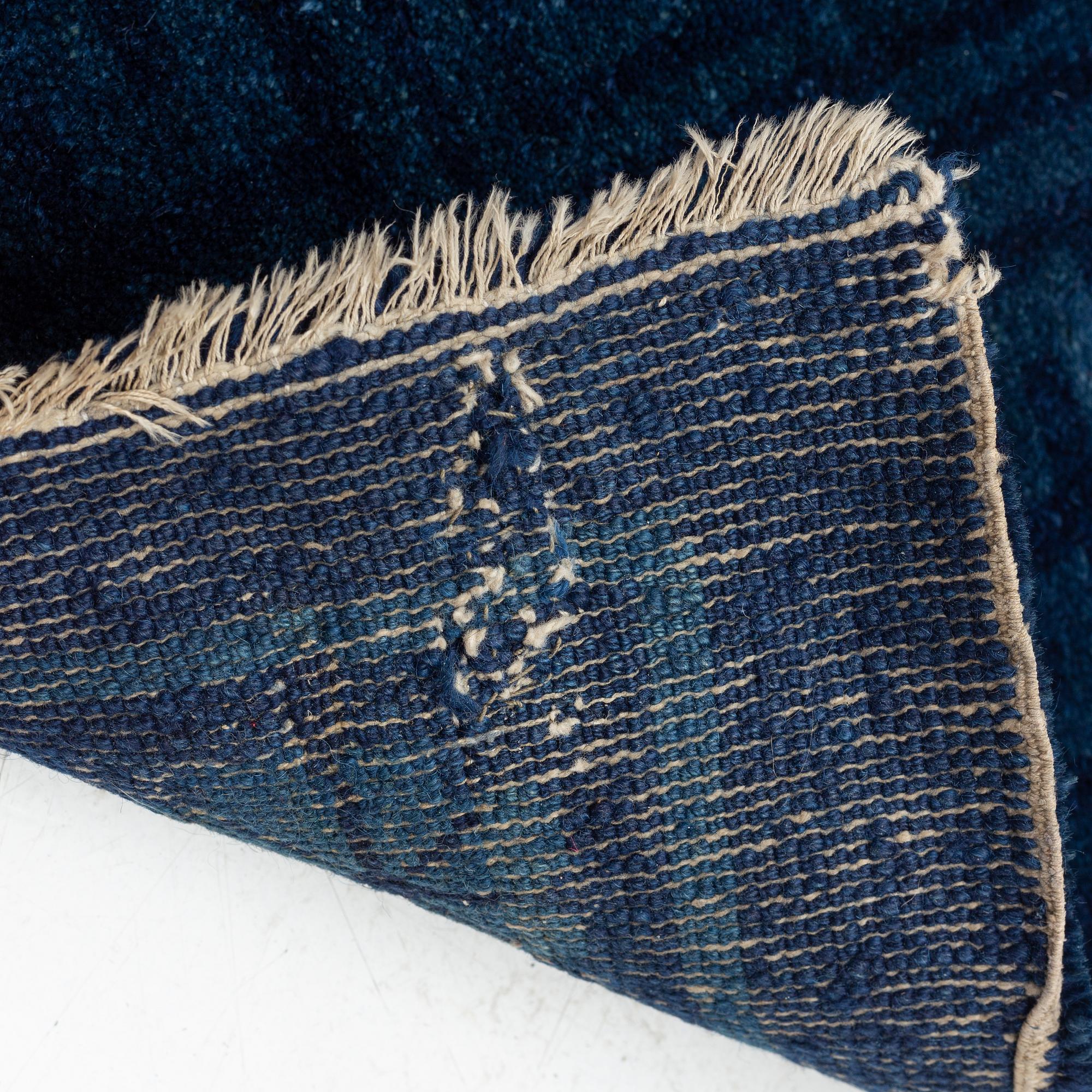 Matta, antik/semiantik Baotou, Kina, ca 265 x 175 cm.