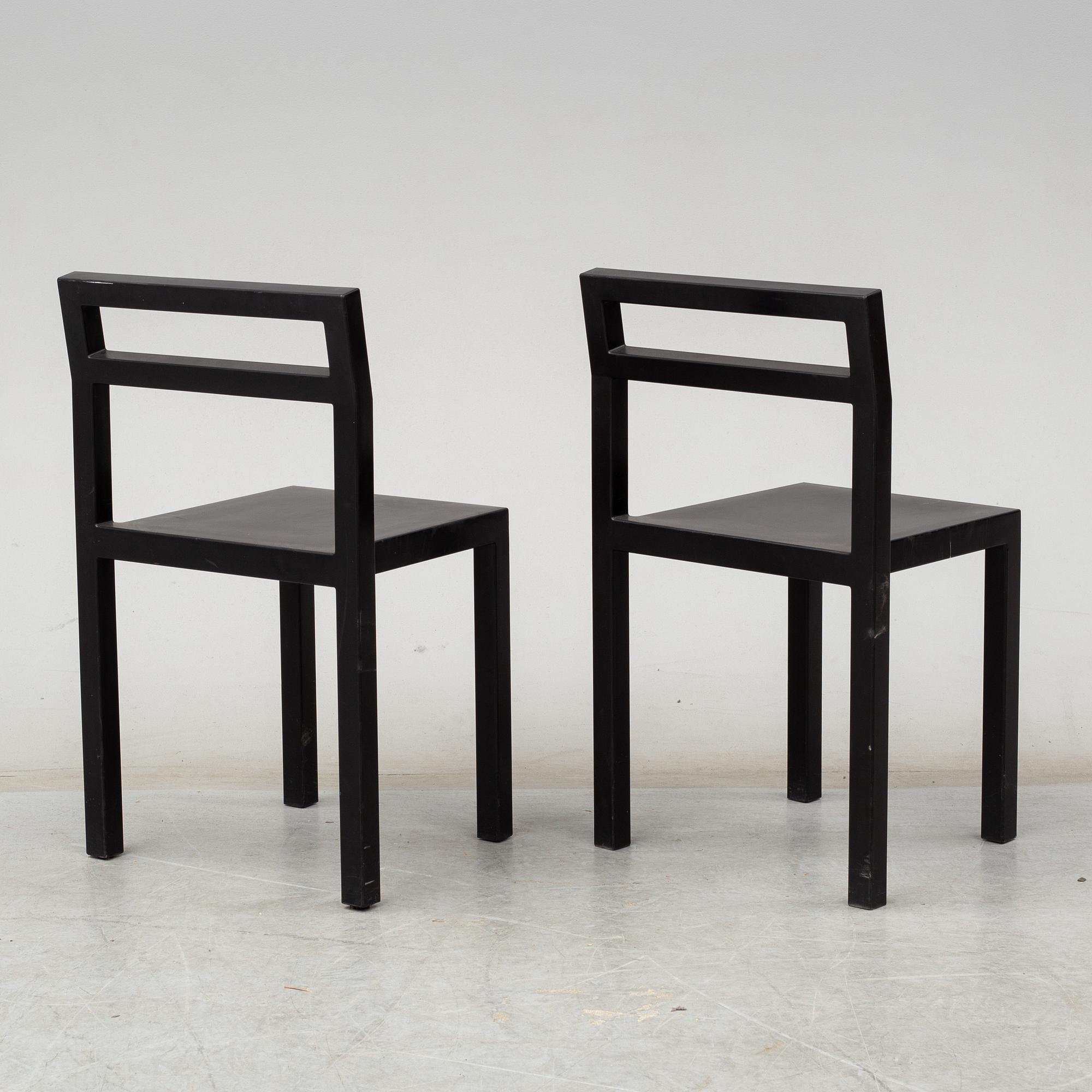 BORIS BERLIN/POUL CHRISTIANSEN, bord med två stolar, "Non", Komplot design, Källemo.