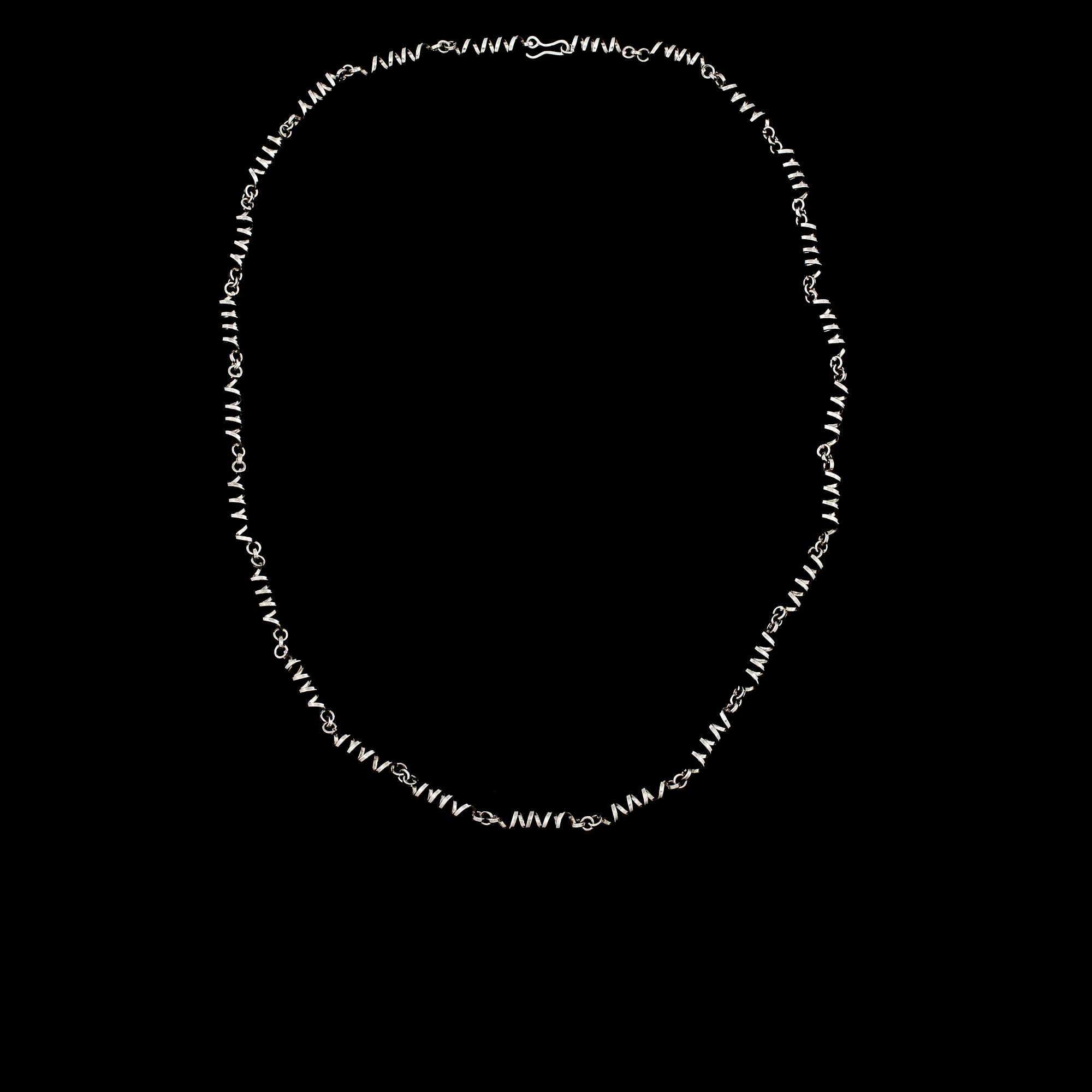 HALSBAND, silver, Cecilia Johansson, Göteborg, 1982. Vikt 50 g.