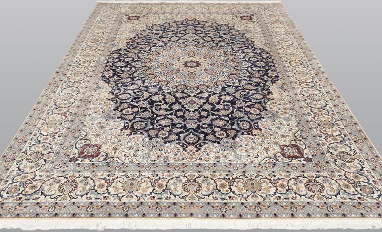 A part silk Nain carpet, so called 6LAA, approx. 320 x 200 cm.