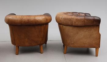 FÅTÖLJER, 1 par, Chesterfield, 1900-talets första hälft.