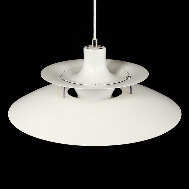 TAKLAMPA, "PH 5", Poul Henningsen för Louis Poulsen, Danmark, 1900-talets slut. Höjd 27 cm.