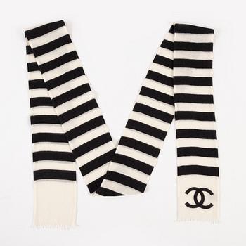 Chanel, a cashmere scarf/belt.