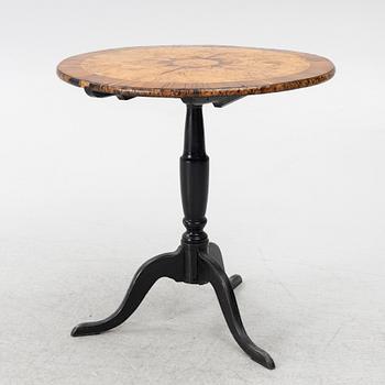 A folding table, Mälardalen, first half of the 19th century.