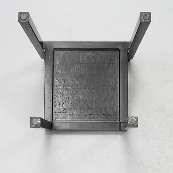 Boris Berlin & Poul Christiansen, stolar, 4 st, "Non", Komplot design, Källemo, 2000.