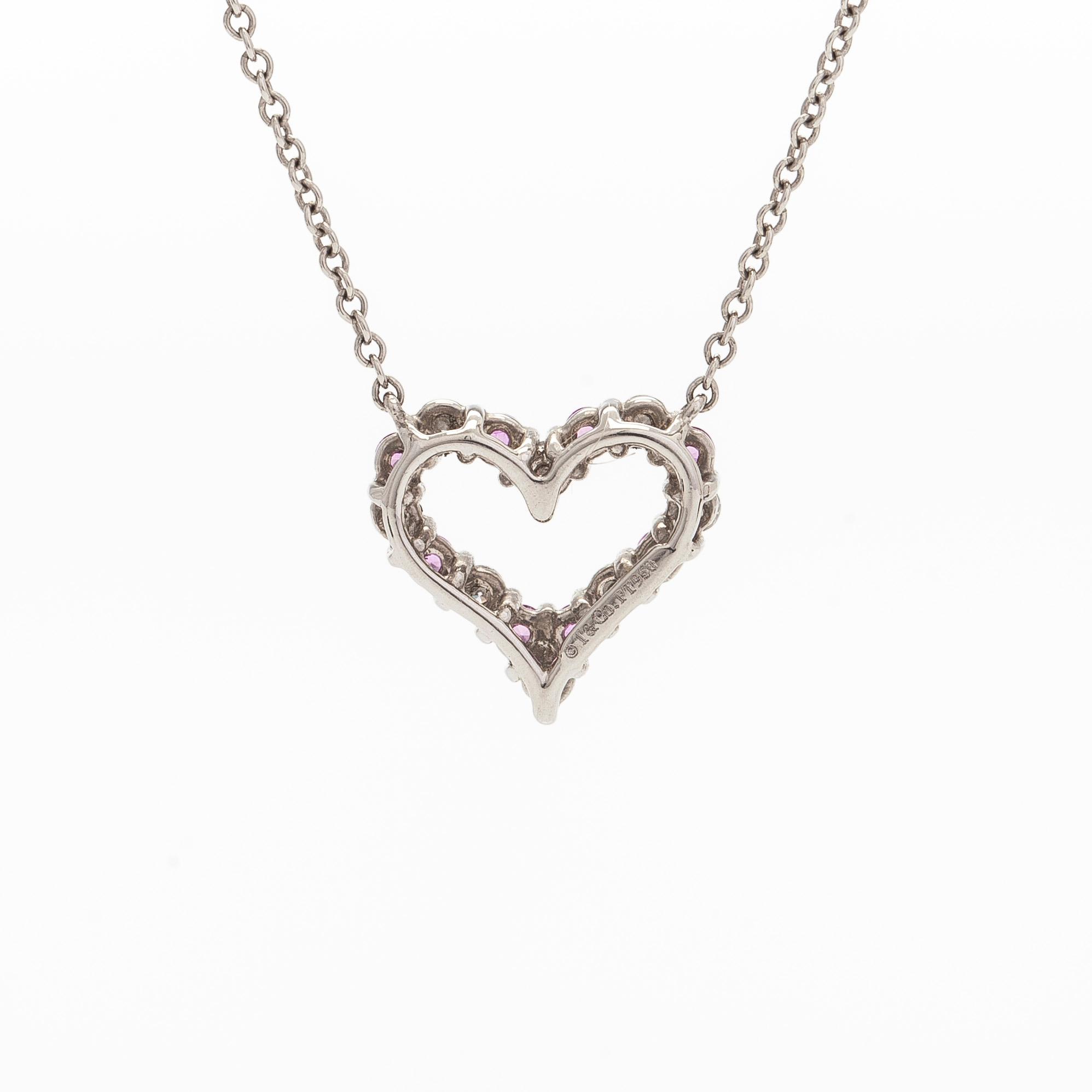 Tiffany & Co, halsband med hänge, hjärta, platina, diamanter och rosa safirer.