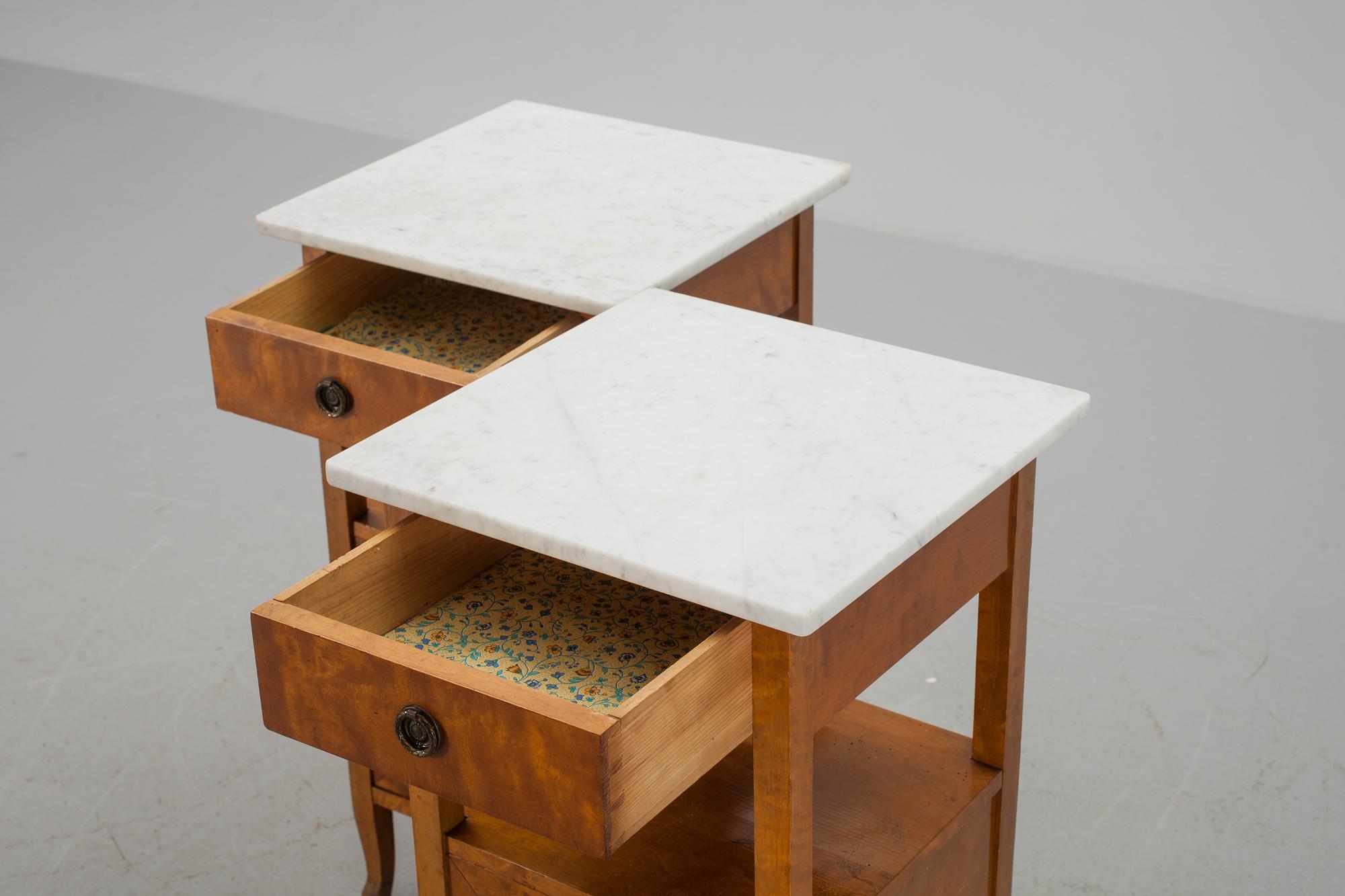 NATTDUKSBORD, ett par Jugend.