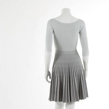 EMPORIO ARMANI, a pleated dress in grey and white, italian size 38.