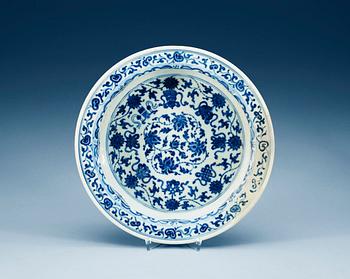 1581. A blue and white Ming-style basin, Qing dynasty, 18th Century.