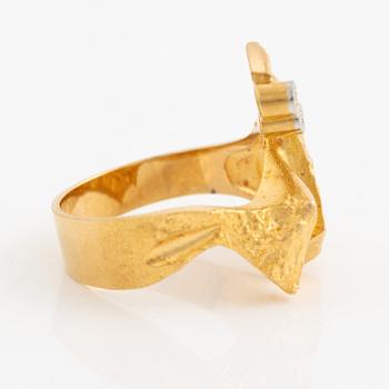Björn Weckström, ring, 18K guld med åttkantslipade diamanter, Finland 1979. För Lapponia.